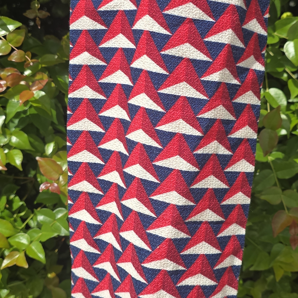 GUCCI GEO PATTER SCARF 20x2x150 UNISEX new